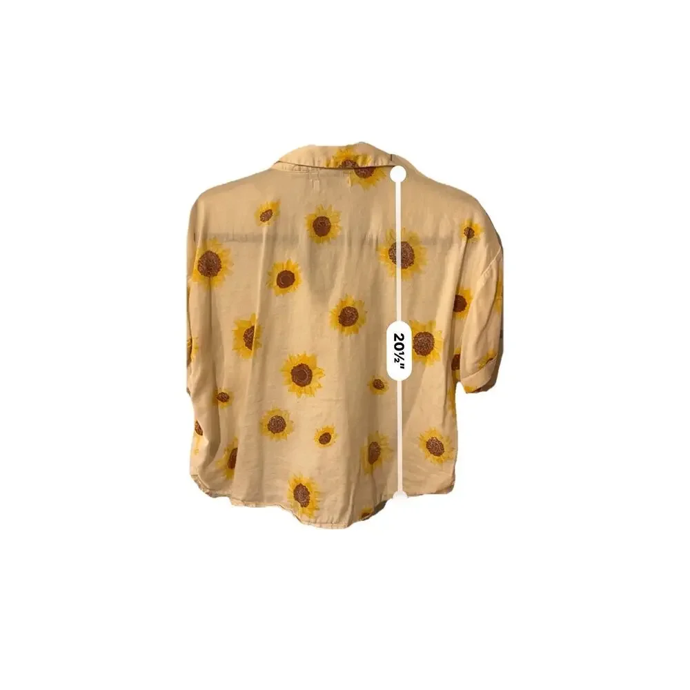 SO Goods For Life LARGE Button Front Shirt with Pocket White & Daisy Print Cabin - Picture 6 of 10